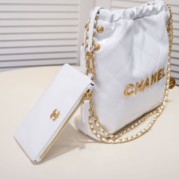 シャネルバッグ角部分ディテール